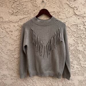 CBRAND Gray Fringe Long Sleeve Sweater Size Medium